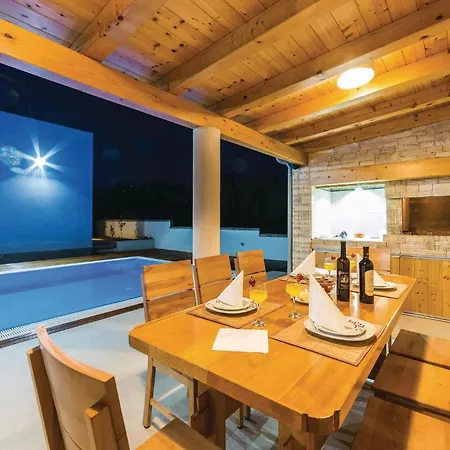 公寓 Two-bedroom In